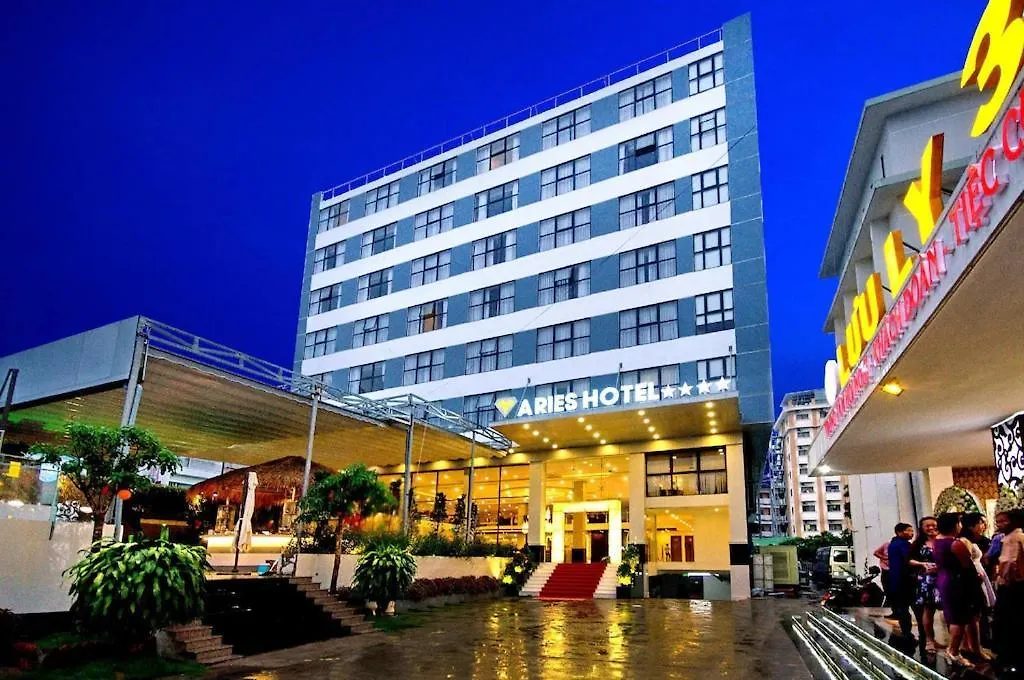 Aries Hotel Nt By Bay Luxury ニャチャン